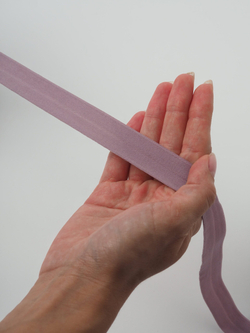 Бейка эластичная морской туман матовая ширина 20 мм