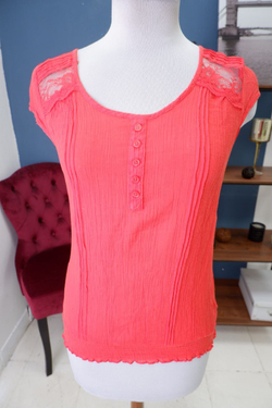 Блузка красная 44 размер