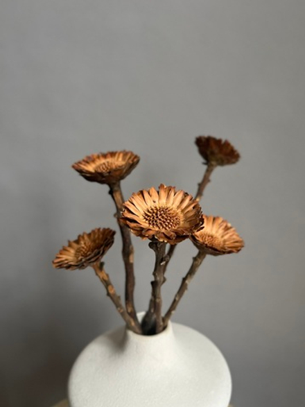 Декоративный цветок из дерева натуральный