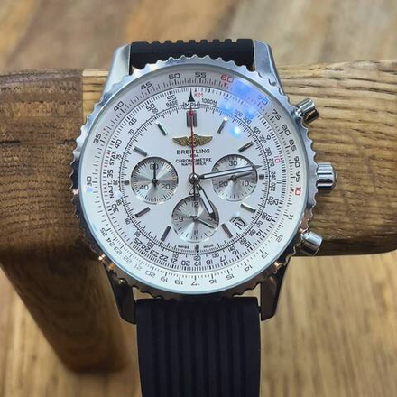 Часы Breitling