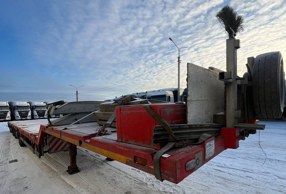 Спецприцеп 9942* Полуприцеп тяжеловоз 4 оси 9942L4 (Раздвижной)