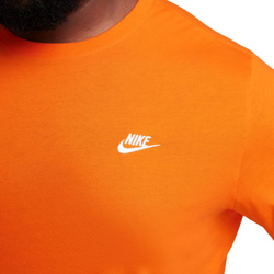 Мужская теннисная футболка Nike Sportswear Club - Оранжевый
