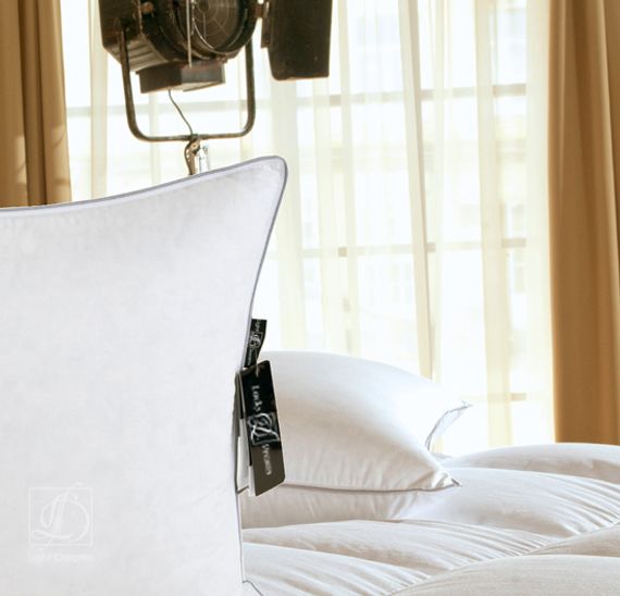 Подушка Light Dreams  Bliss пух высшей категории