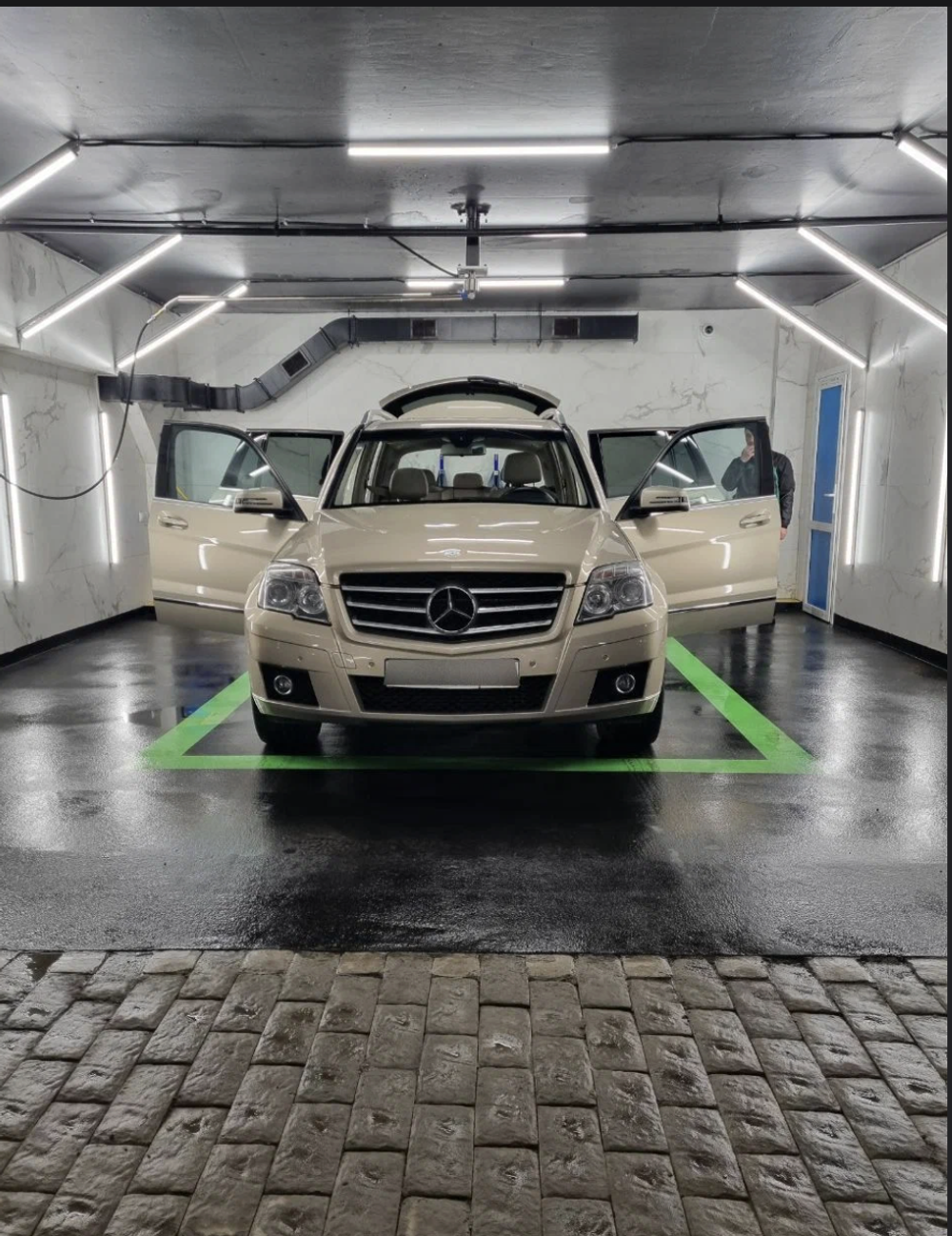 Светодиодный светильник СКС 36Вт, 4000К / 5000К, IP65, 1000x76x76мм для автосервиса и автомойки