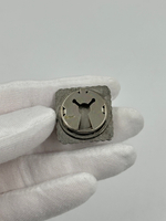 Накладка на пуговицу в античном стиле