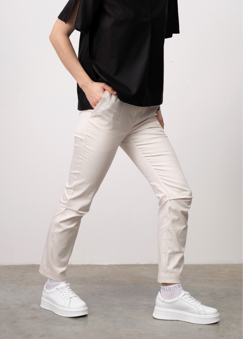 Брюки с защипами