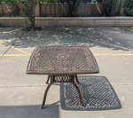 Стол из литого алюминия Rosolini 100, античная бронза