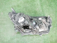 Фара левая Toyota Rav 4 CA40 (2015-2019) LED