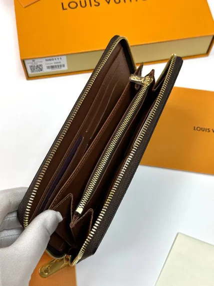 Органайзер Louis Vuitton Zippy Monogram Macassar
