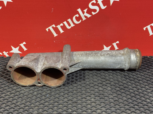 Патрубок корпуса термостата