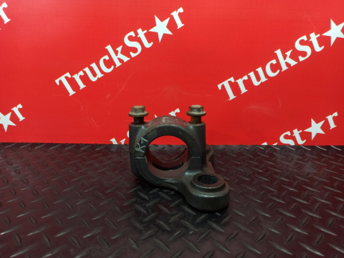 Кронштейн стабилизатора переднего