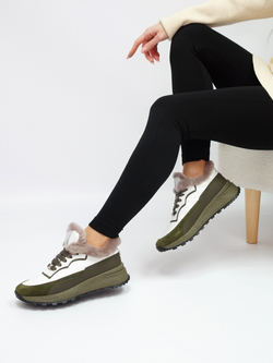 Кроссовки женские зимние