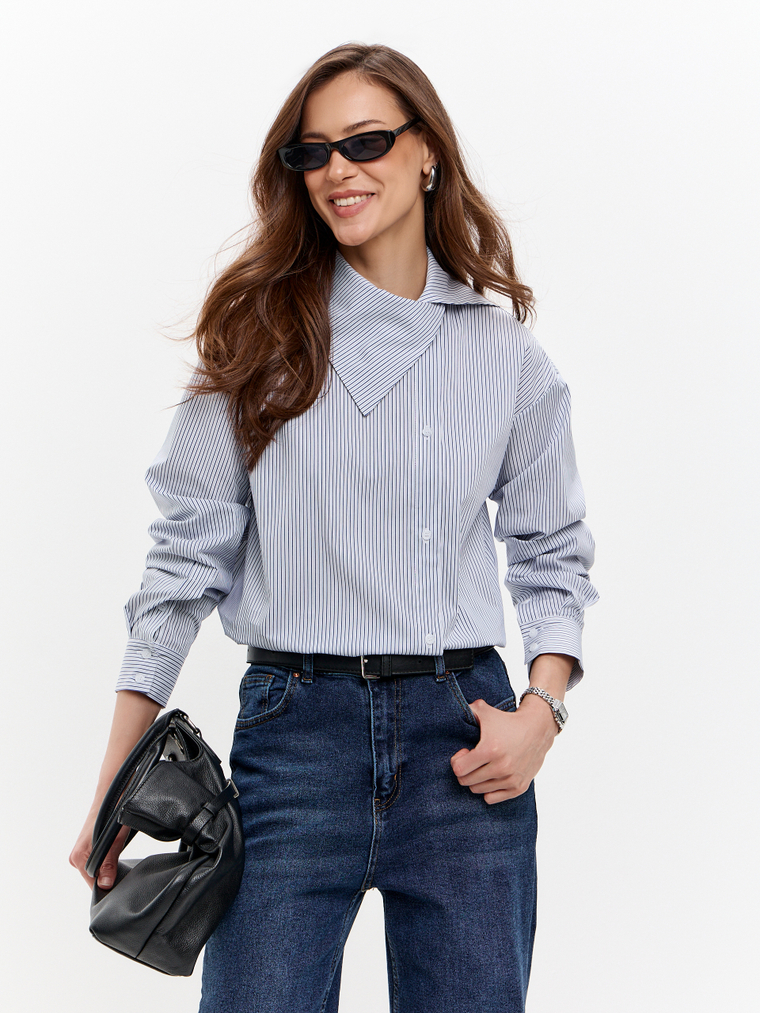 Рубашка с крупным воротником-стойкой