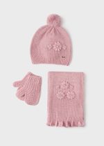 шапка с шарфом и варежками