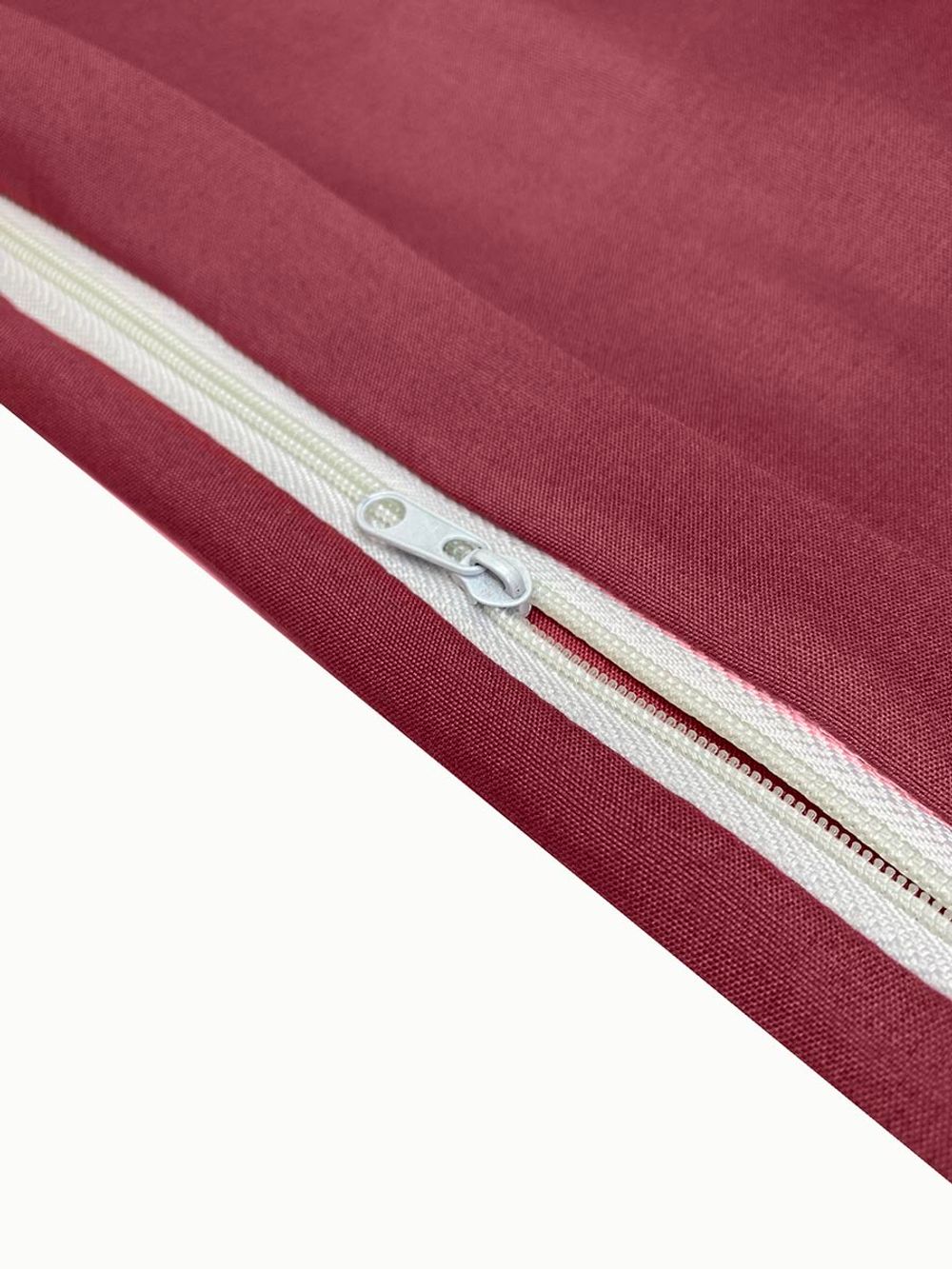 Наволочка комплект 2шт Полисатин Simple House "Малина" 50x70 см