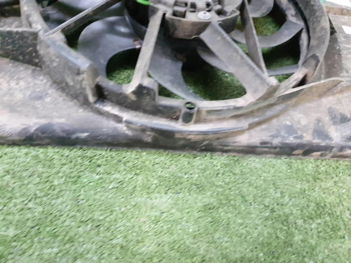 Диффузор с вентилятором Lada Granta (2011-2018)