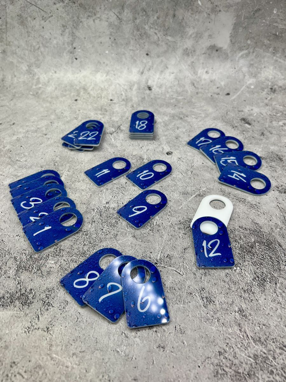 Номерки для гардероба акрил 3х5 см