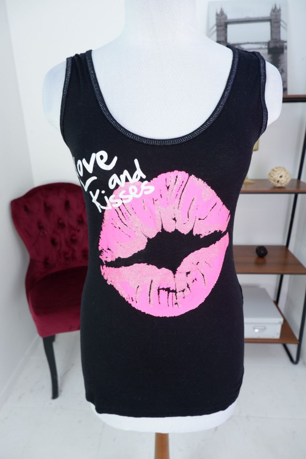 Футболка Oodji яркая 44-46 размер