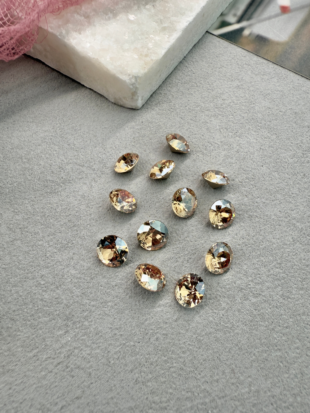 Шатон Chatone 8 мм (ss39), Crystal golden light
