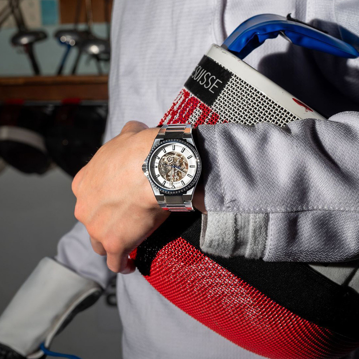 Aerowatch 60998 AA07 M