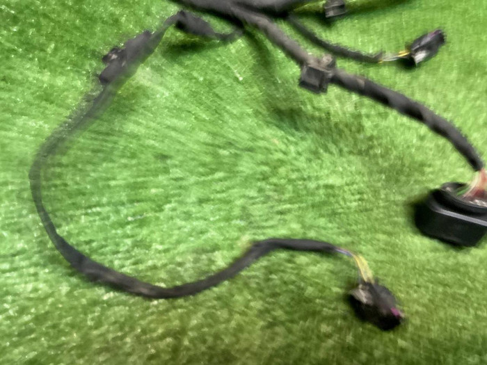 Проводка заднего бампера VW Touareg 3 (2018-н.в.)