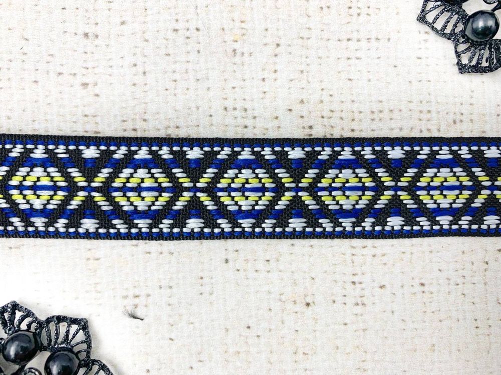 Тесьма жаккард, ш. 2,5 см (НАРЕЗКА)