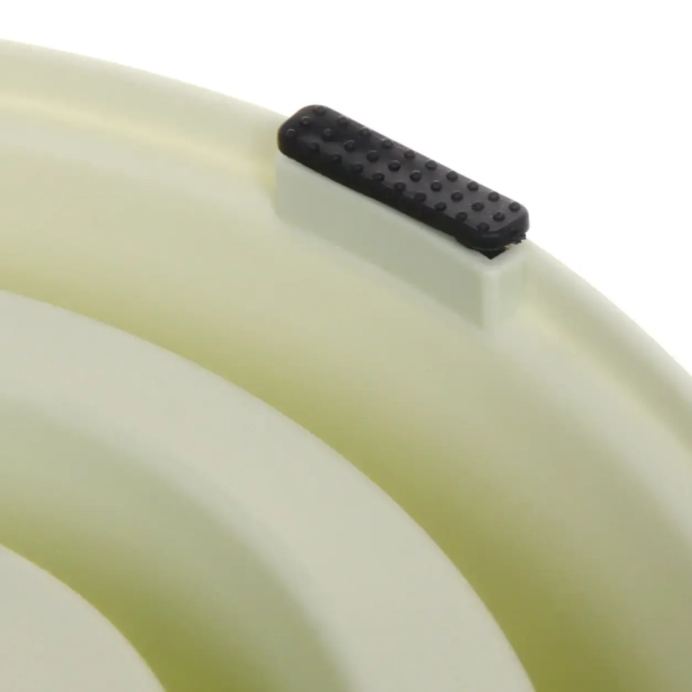 Миска пластиковая для медленного кормления «Колор-Собака» 21*18,5*4,5см цвет нежно-зеленый