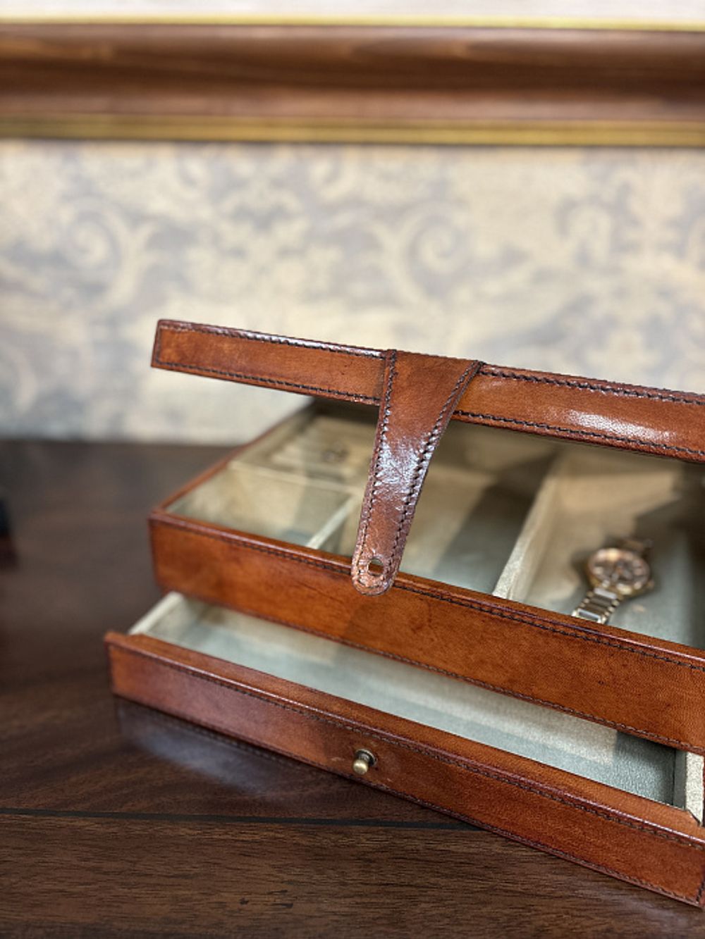 Кожаная шкатулка "Страсти Кармен"