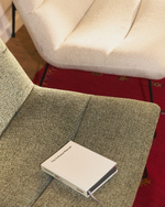 Кресло Asen из зеленого шенилла с черными стальными ножками