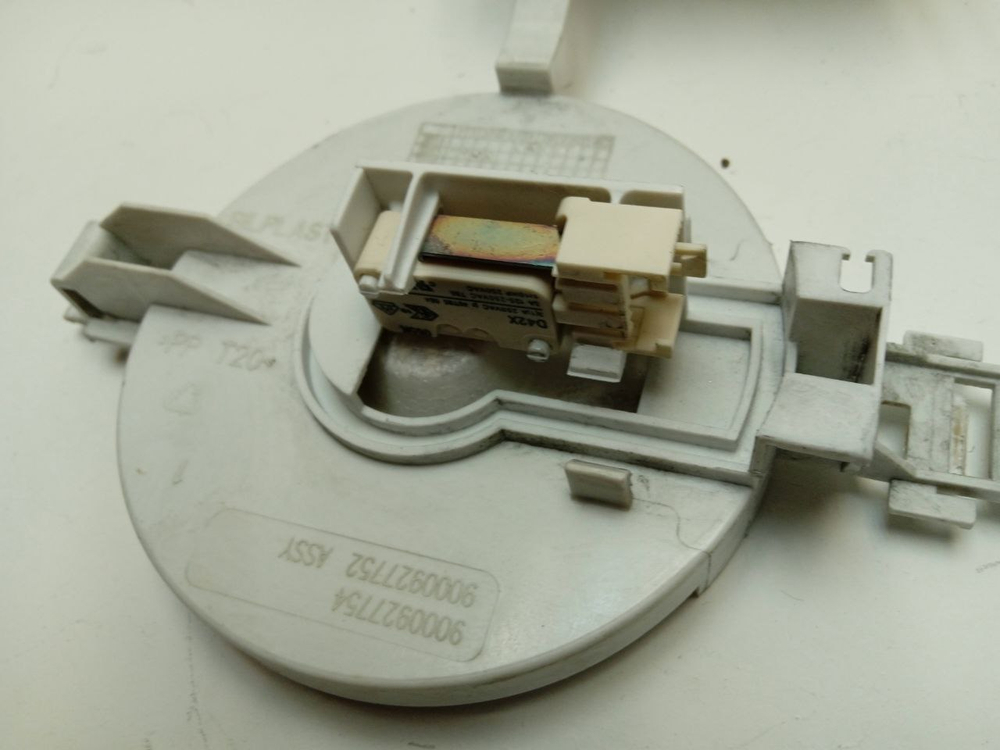 WLG20240OE кт2 Датчик аквастопа стиральных машин Bosch 263501 б/у