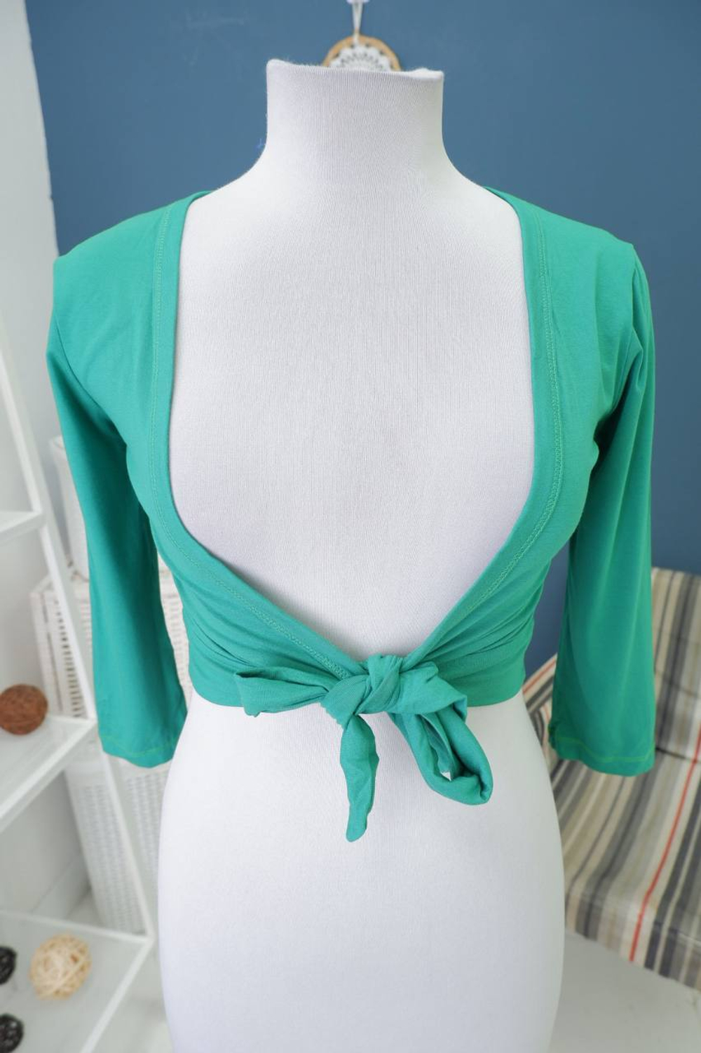 Болеро из вискозы 40-42 размер