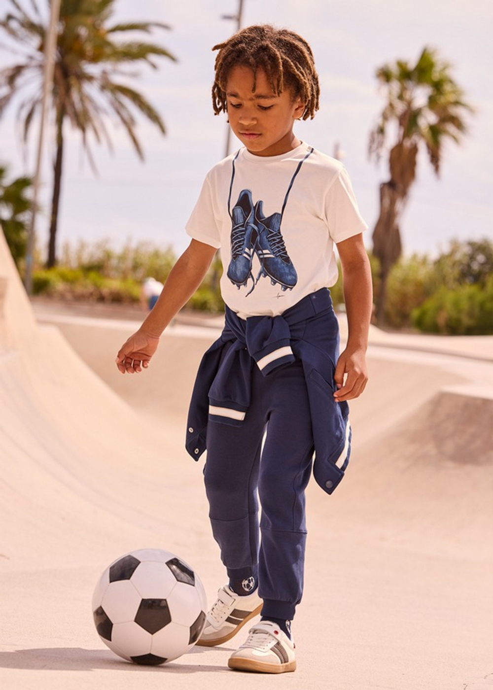 спортивные брюки