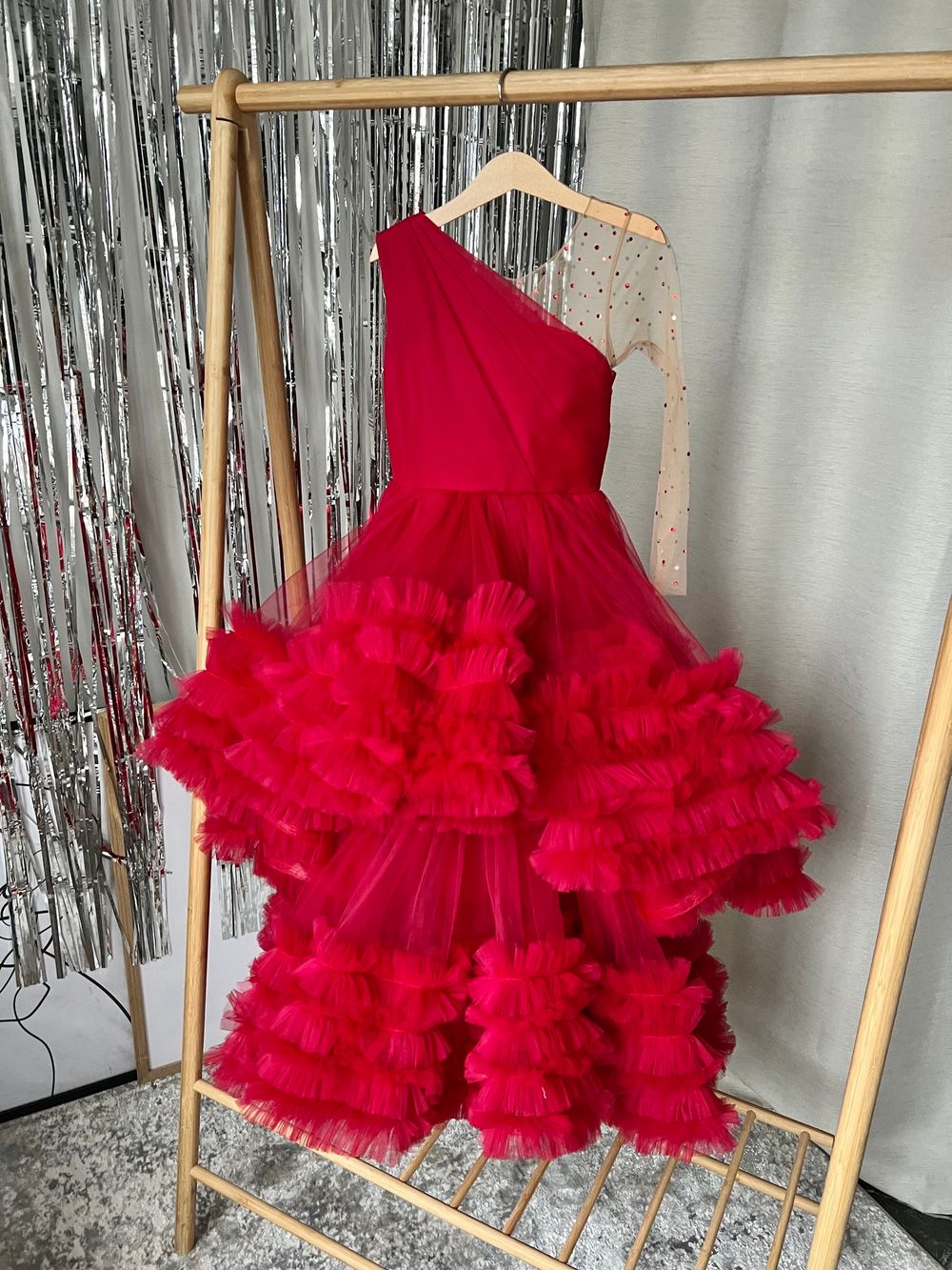 Новое платье Sasha Kim, 128