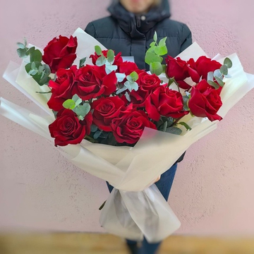 Букет из 13 французских роз сорта «Эксплорер» (Эквадор 60 см)