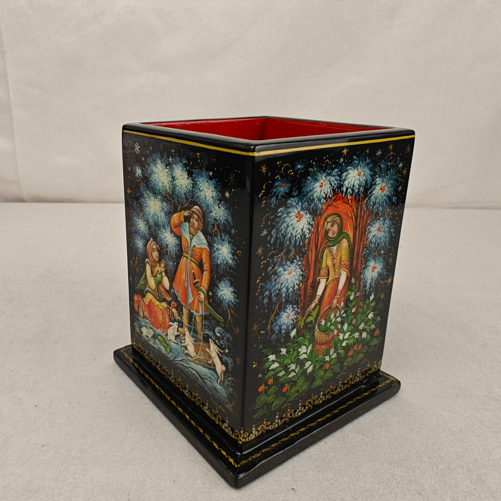 Стакан под ручки и карандаши "12 месяцев" (Ручная роспись Палех)