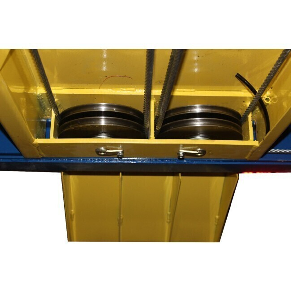 Подъемник четырехстоечный F4.5D-4 AE&T (380B)