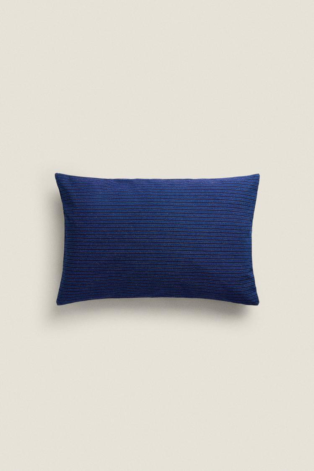 ZARA HOME ЧЕХОЛ НА ПОДУШКУ В ГОРИЗОНТАЛЬНУЮ ПОЛОСКУ, СИНИЙ
