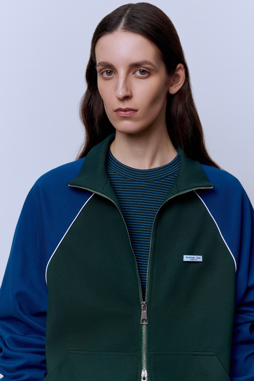 Толстовка на молнии с кантом изумрудный-синий