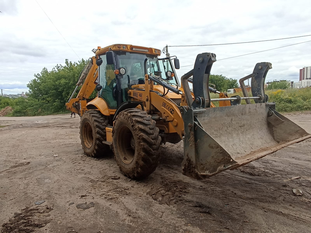 Bull 4SX Экскаватор-погрузчик 4SX-PLUS (Дизельный, 4,6 л, 116 л.с., АТ)