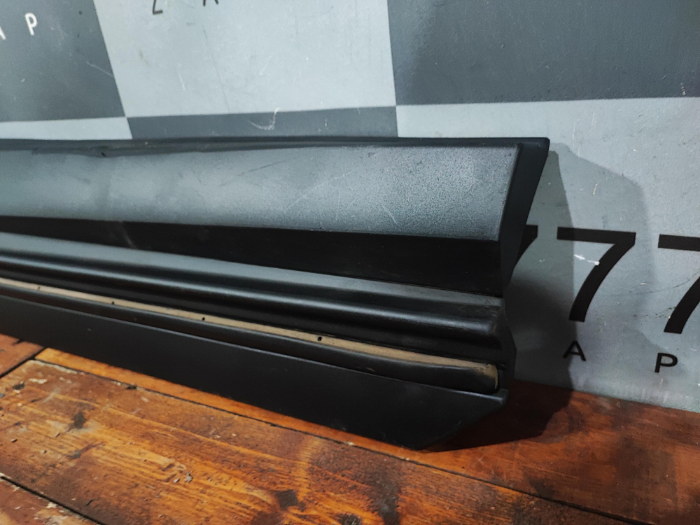 Накладка двери задней правой Lexus RX 4 15-22 Б/У Оригинал 7507548140