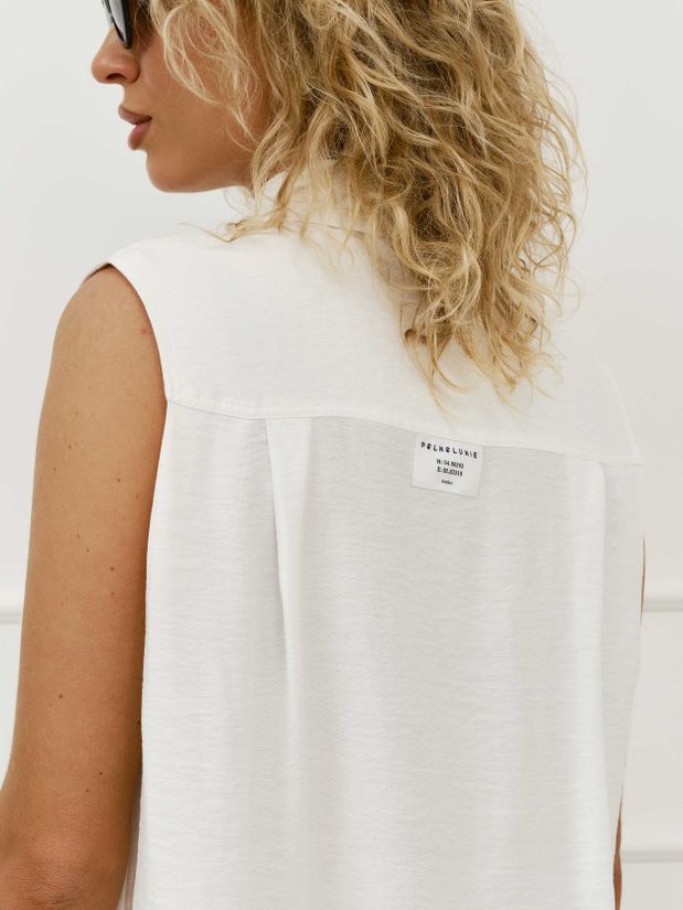 Платье-рубашка с карманами, белое