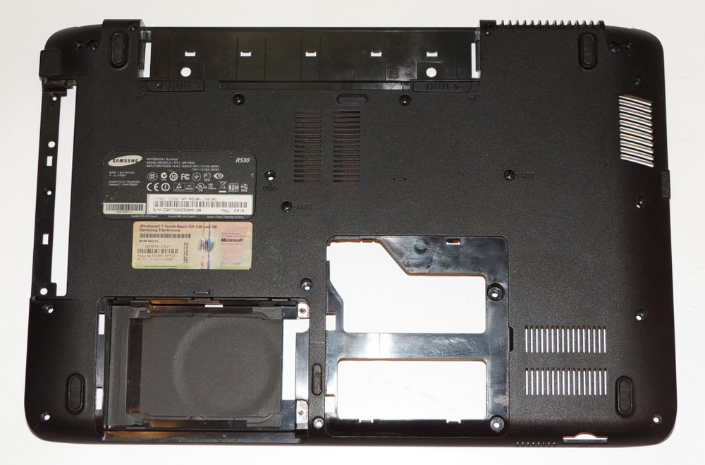 Нижняя часть корпуса ноутбука Samsung R530 BA81-08526A