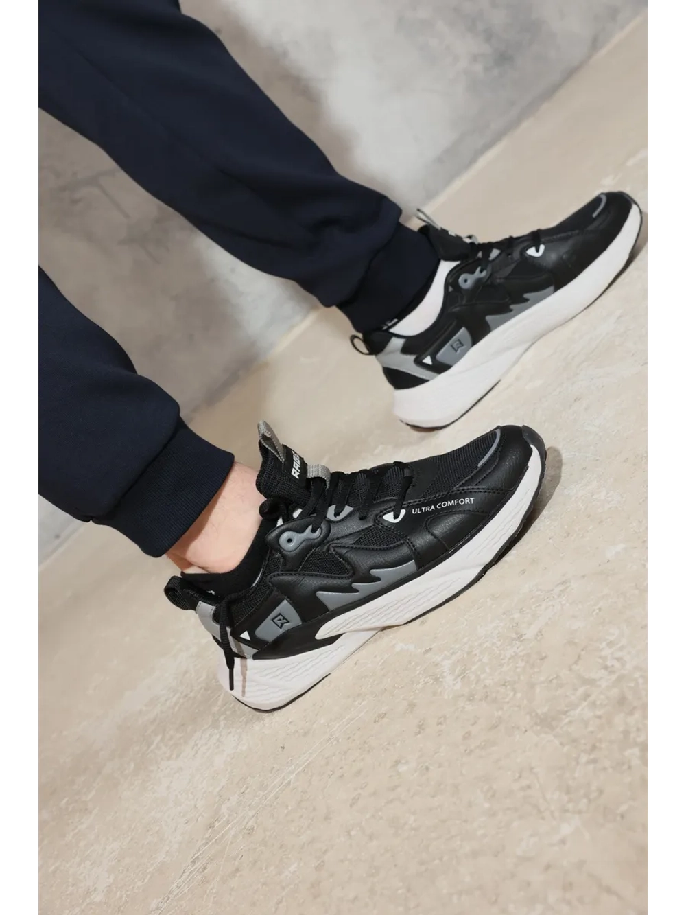 Спортивные брюки