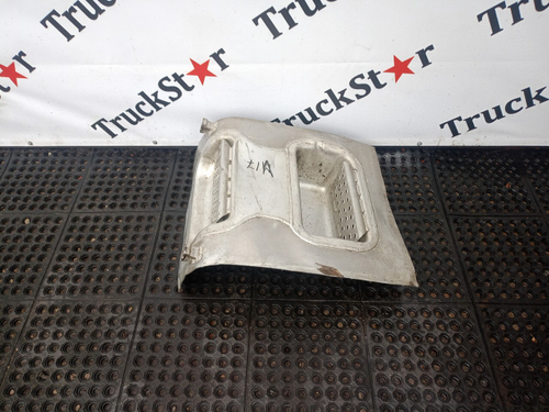 Подножка топливного бака 2019 г.