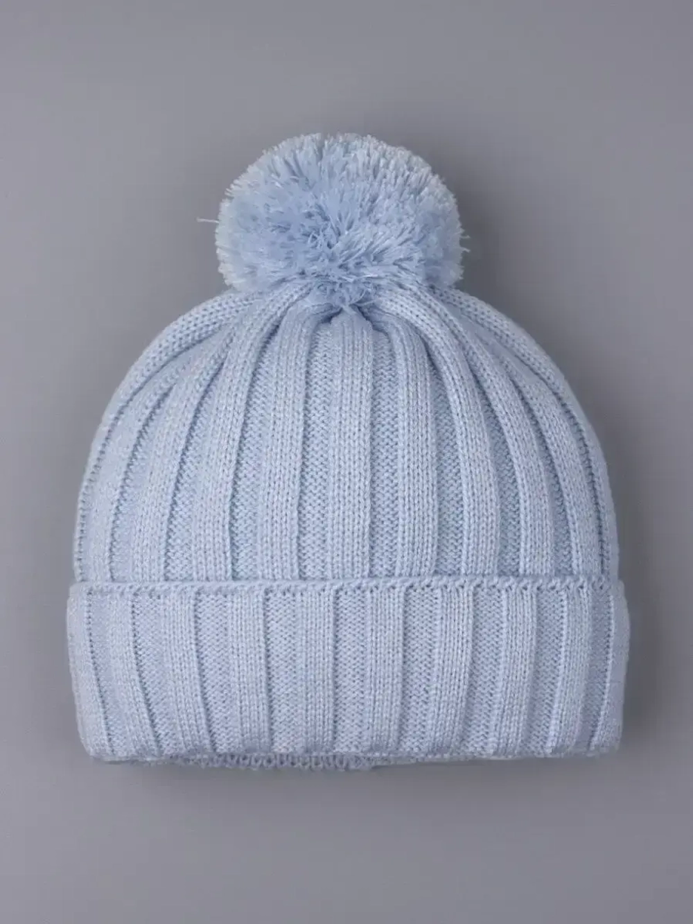 Шапка детская осенняя вязаная с помпоном