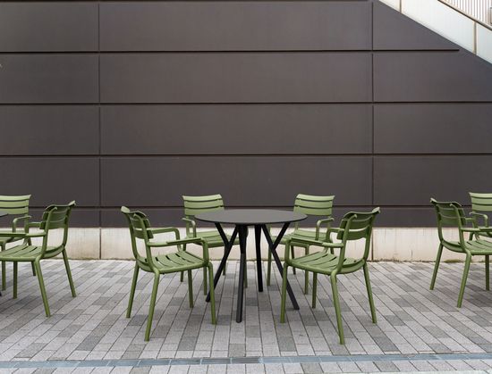 Стол пластиковый Max Table Ø90 Турция