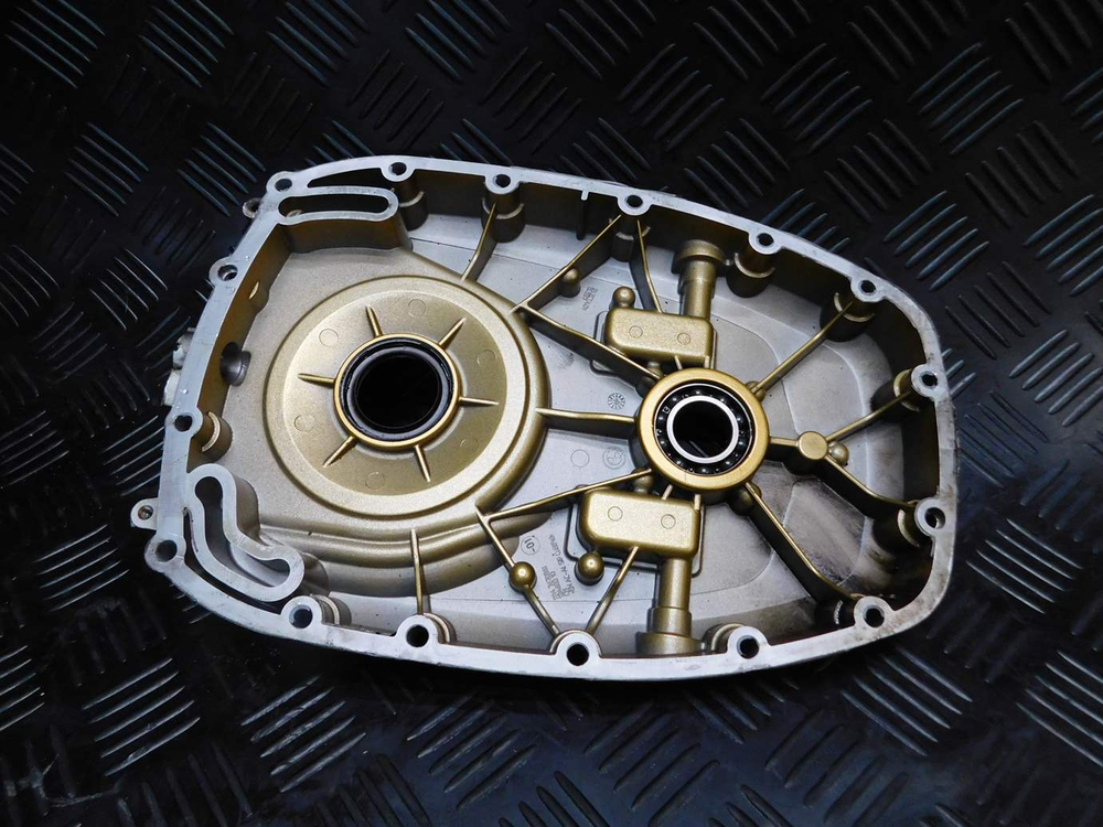 Крышка двигателя (ГРМ) BMW R1200GS 2005