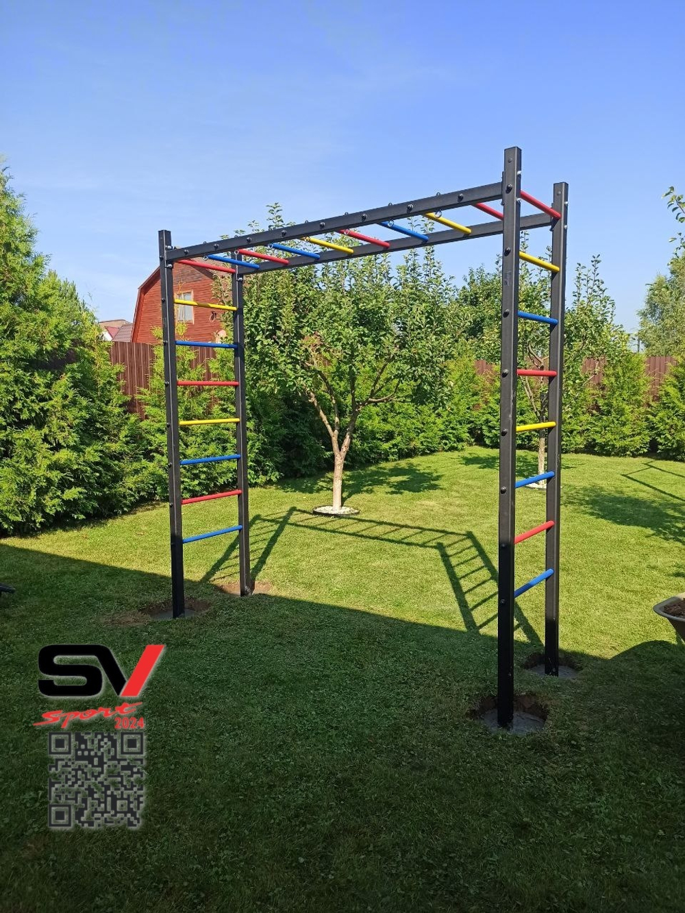 Монтаж уличной шведской стенки Sv Sport Рукоход (4 вертикальных столба)