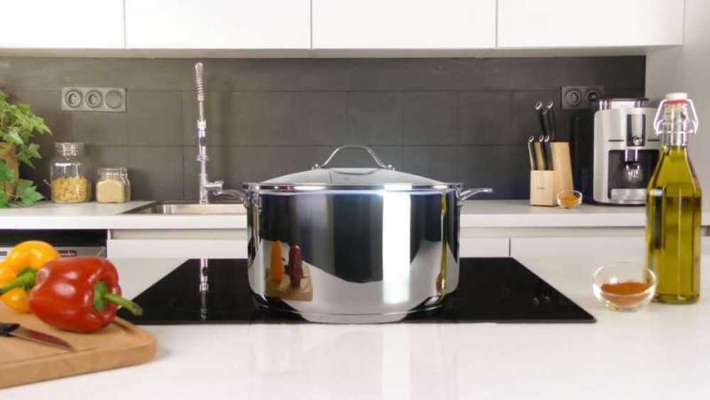 Высокая кастрюля с крышкой Tefal Intuition 32 см 14,5 л B9087414