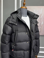 Пуховик Moncler
